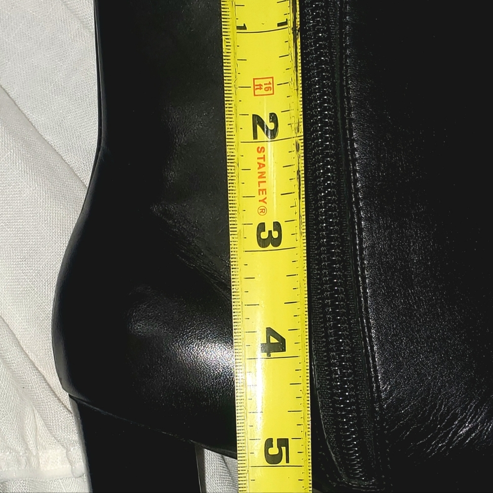 Antonio Melani Bootie/ankle Boots (EUC) - Picture 6 of 14